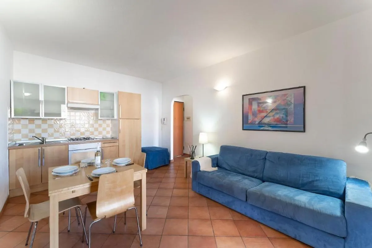 Relaxing Cristal Bedroom Apartment Sleeps 5 Santa Teresa Gallura