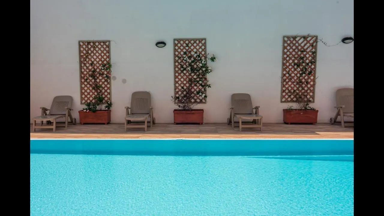 Relaxing Cristal Bedroom Apartment Sleeps 5 Santa Teresa Gallura Italy