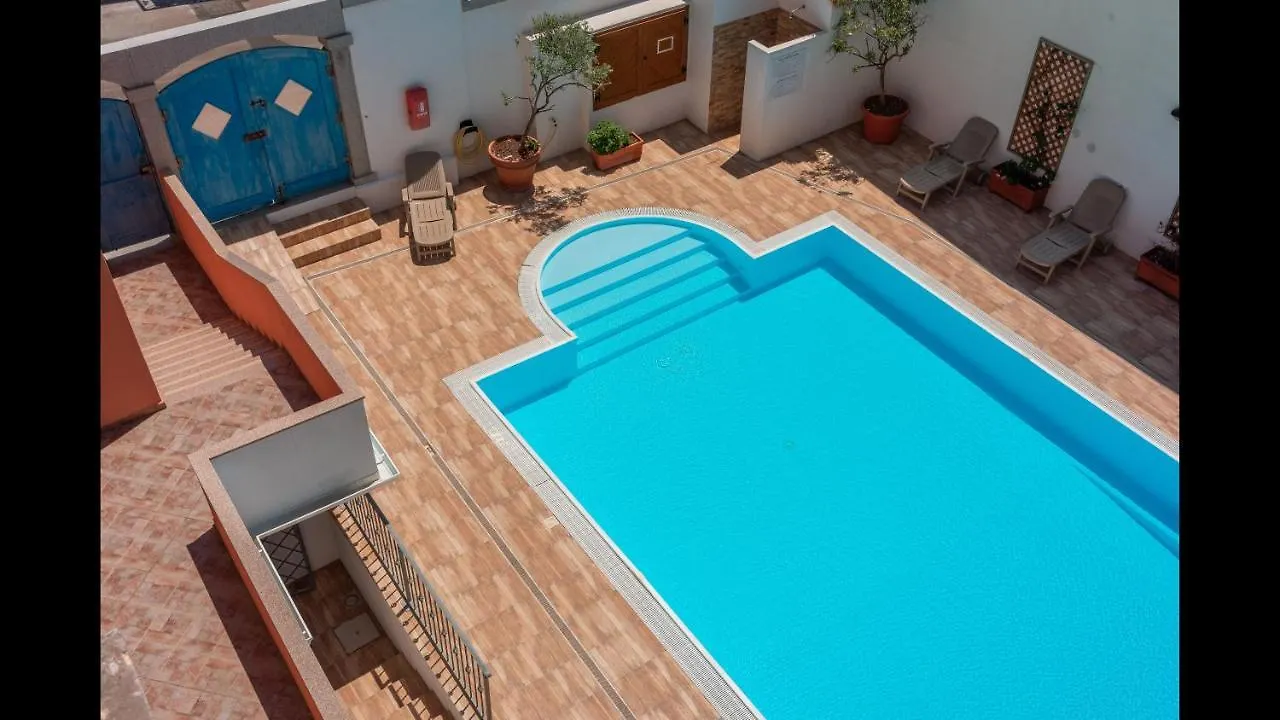 Relaxing Cristal Bedroom Apartment Sleeps 5 Santa Teresa Gallura