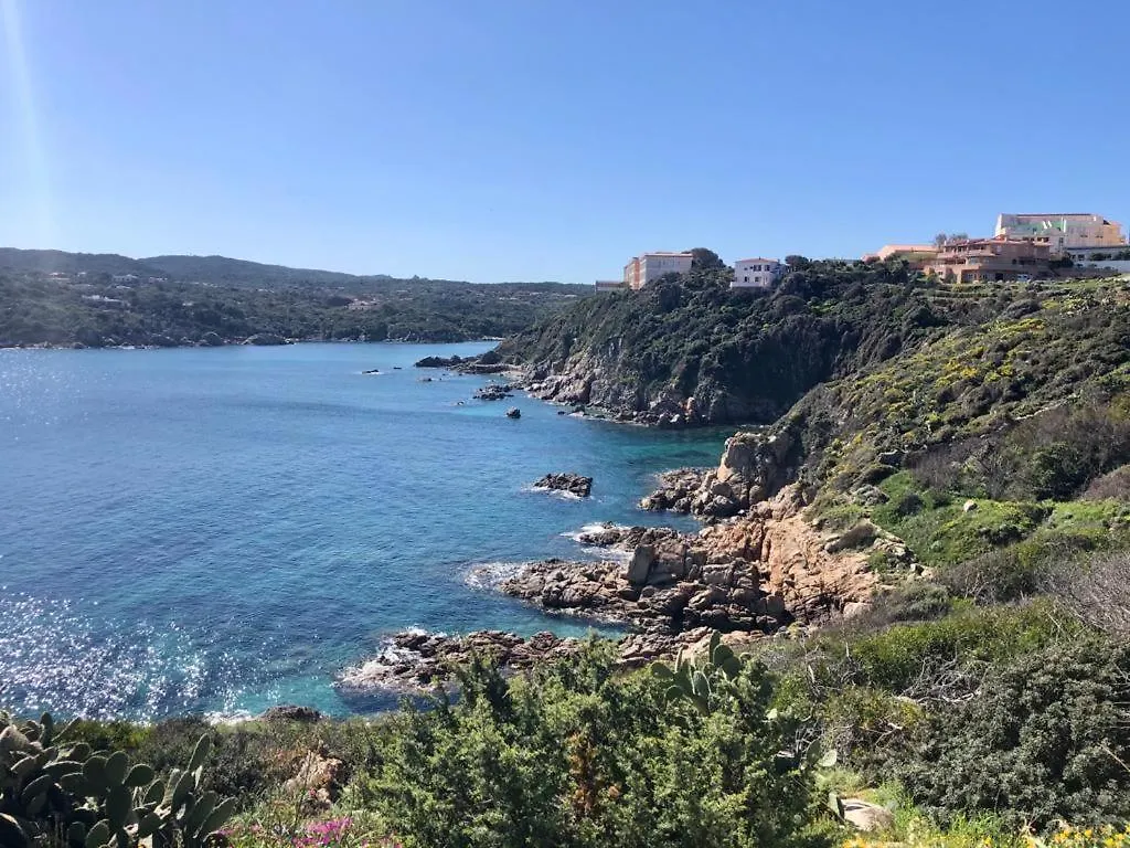 Relaxing Cristal Bedroom Apartment Sleeps 5 Santa Teresa Gallura
